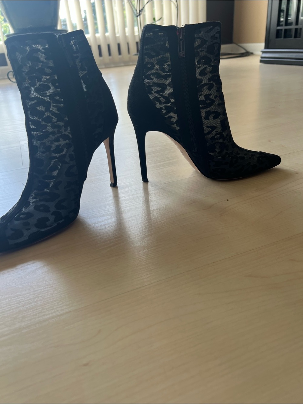 Jessica Simpson Black Leopard-Print Pointed Stiletto Ankle Booties